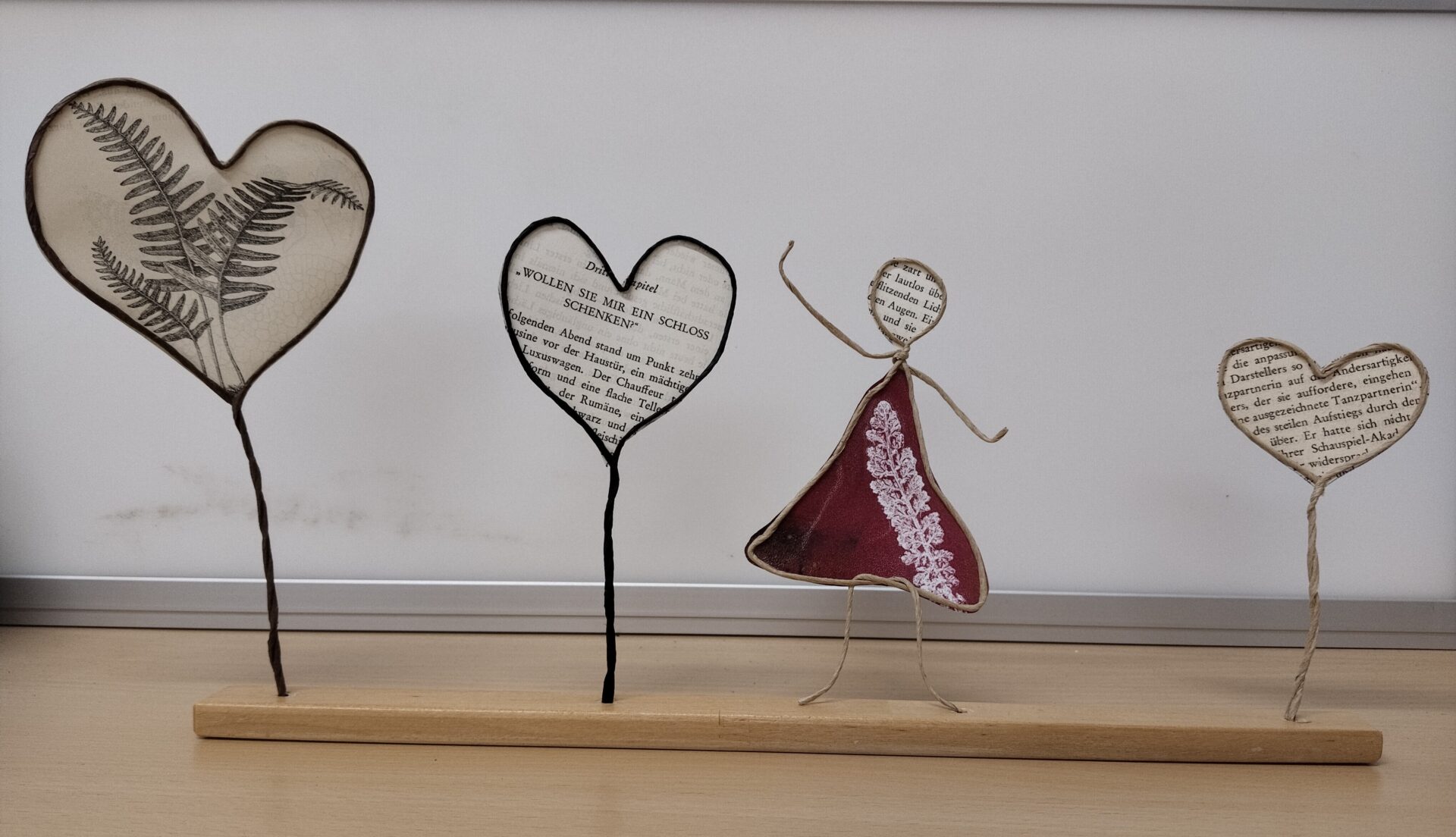 Figuren aus Papierdraht