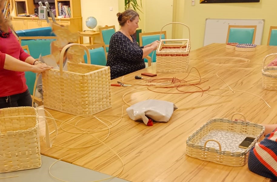 Flechten mit Peddigrohr